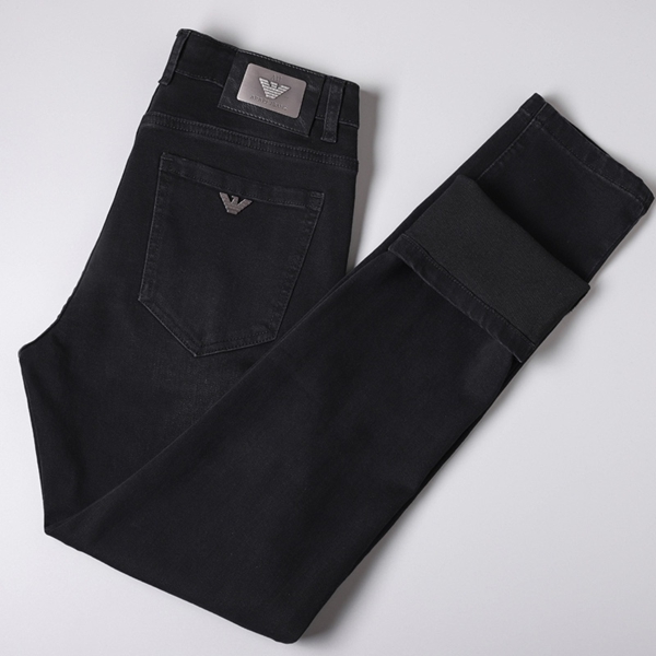 ブランドジーンズ全体デザイン